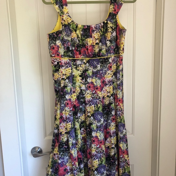 Julie Mitchell Fit and Flare - Picture 2 of 13